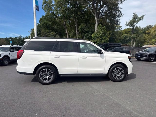 Certified 2025 Ford Expedition Active AWD/4WD image 10
