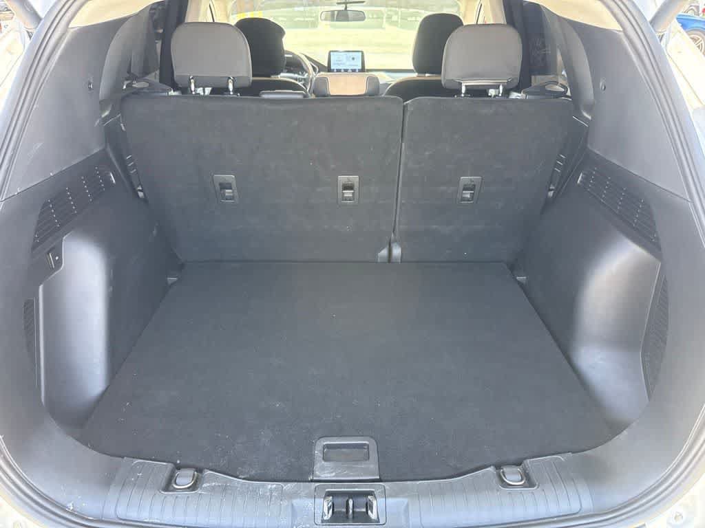 Certified 2022 Ford Escape SE w/ SE Sport Appearance Package FWD image 10