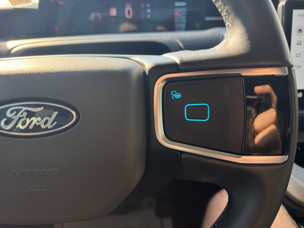 Certified 2025 Ford Expedition Active RWD image 36