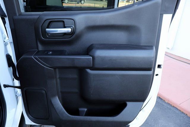 Used 2024 Chevrolet Silverado 1500 Custom Trail Boss w/ LPO, Dark Essentials Package image 23