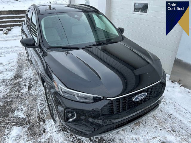 Certified 2023 Ford Escape Platinum image 1