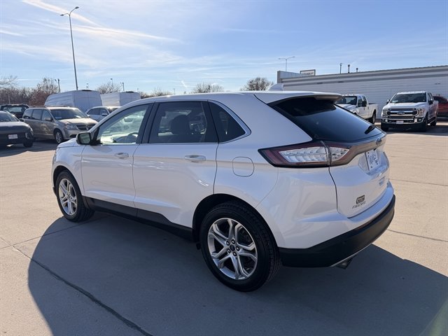 Certified 2018 Ford Edge Titanium w/ Ford Safe & Smart Package image 3