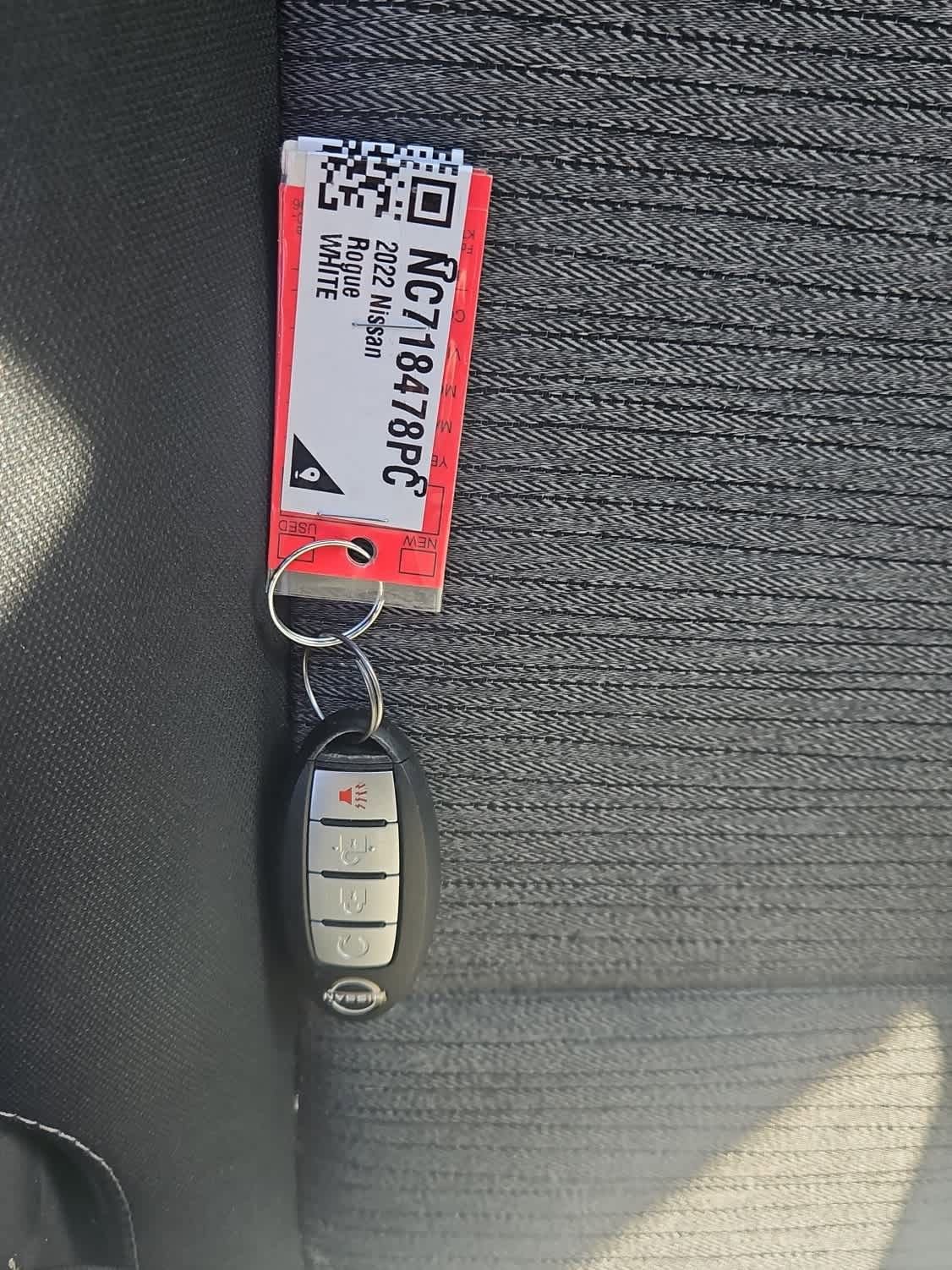 Used 2022 Nissan Rogue SV FWD image 20