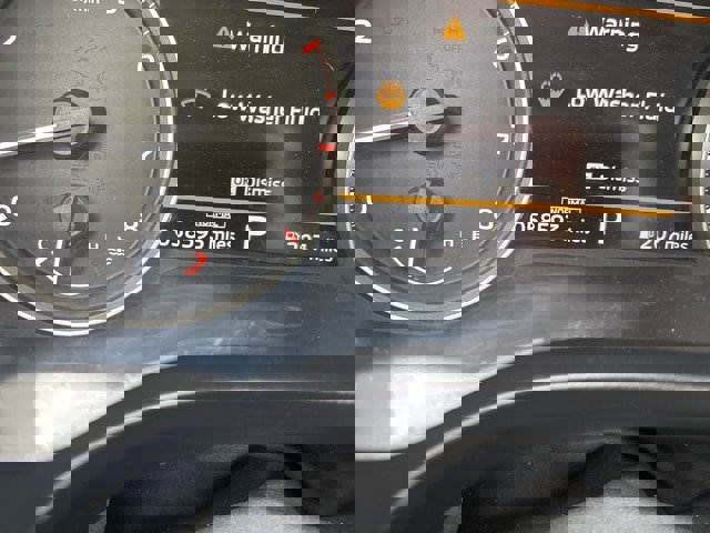 Used 2024 Mitsubishi Outlander AWD image 16