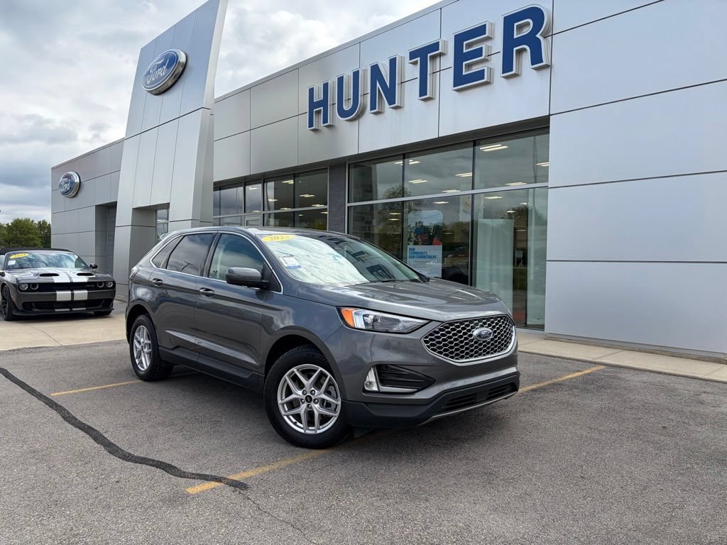 Certified 2023 Ford Edge SEL w/ Convenience Package