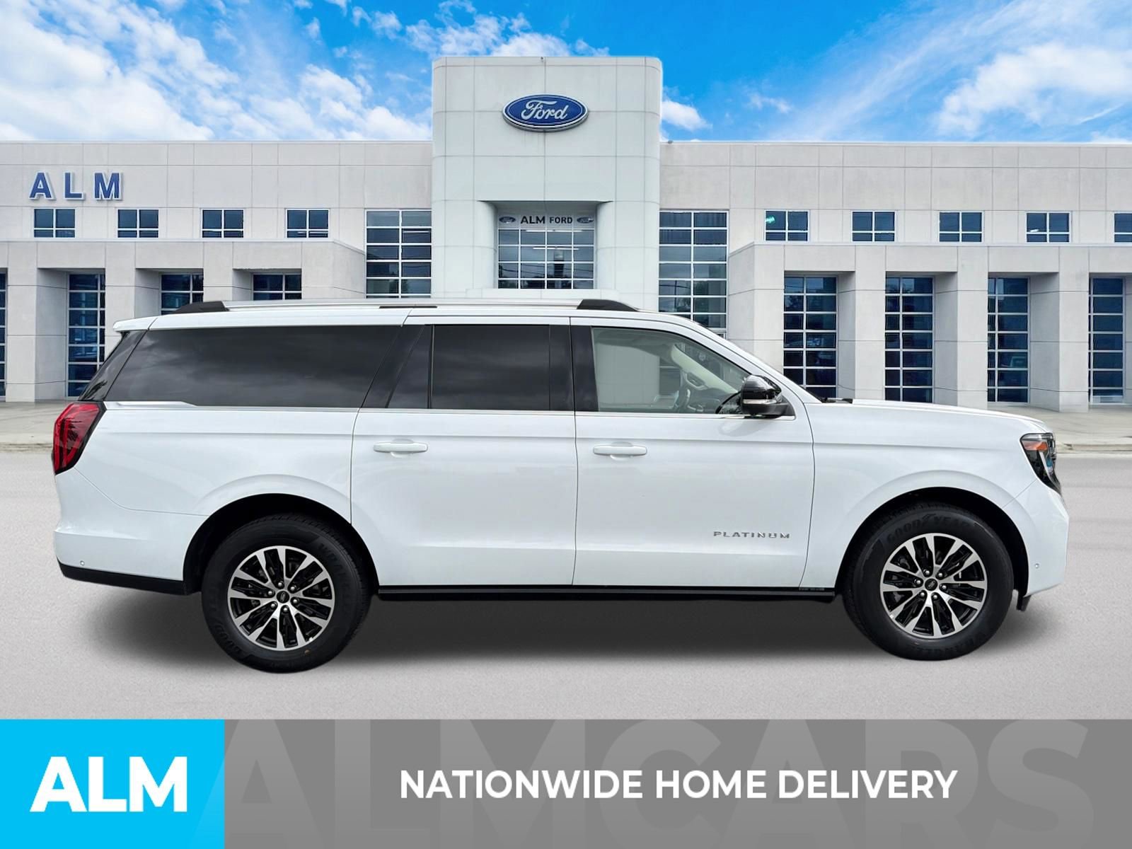 Certified 2025 Ford Expedition Max Platinum AWD/4WD image 4