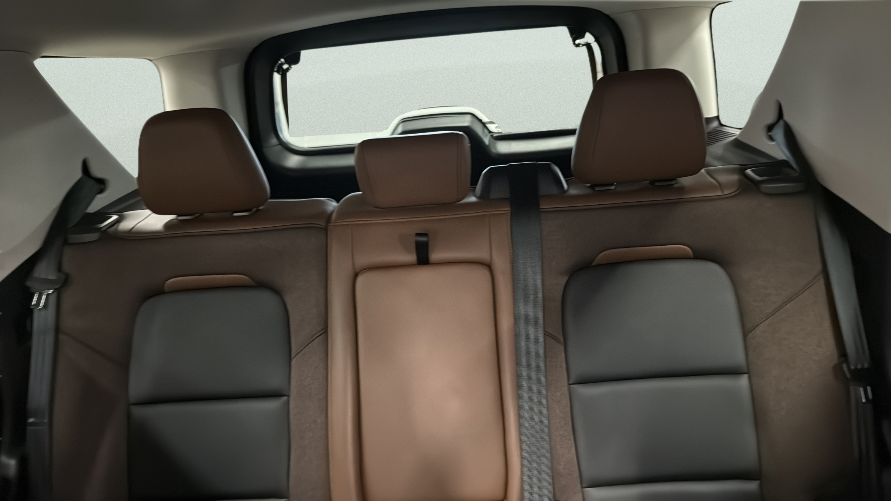 Certified 2025 Ford Bronco Sport Outer Banks w/ Outer Banks Tech Package+ AWD/4WD image 15
