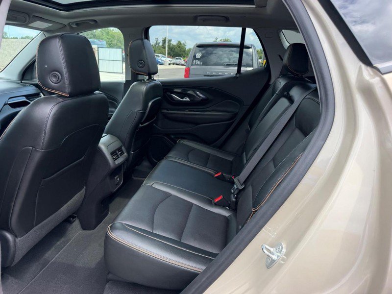 Used 2022 GMC Terrain AT4 w/ Infotainment Package II AWD/4WD image 10