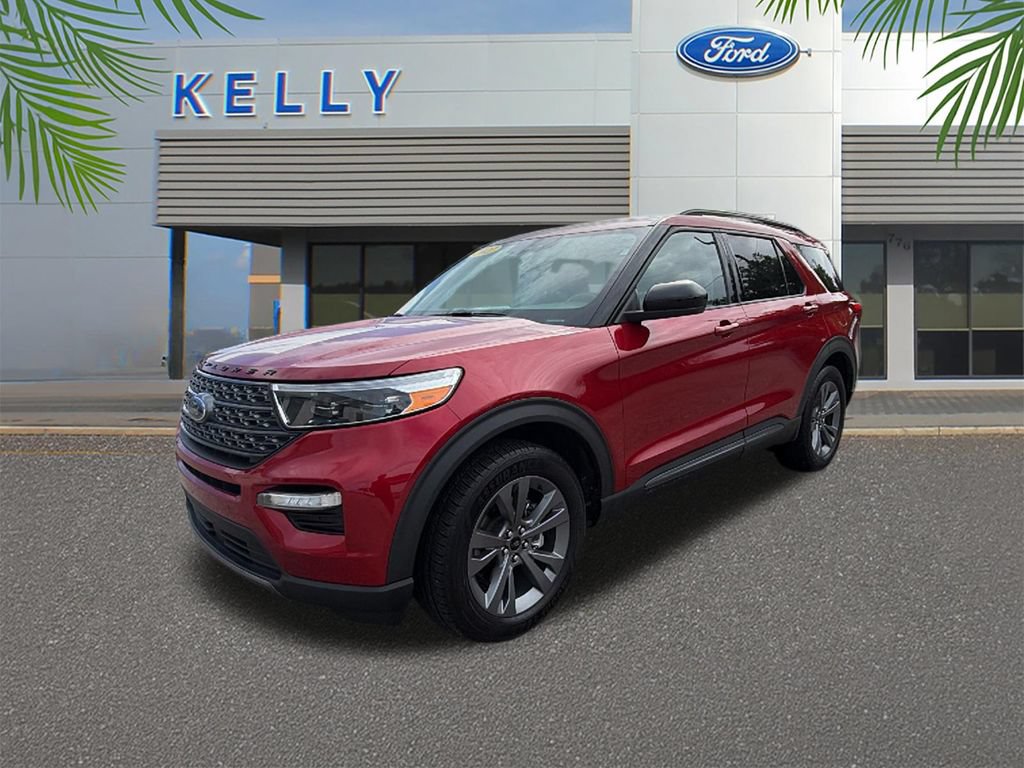 Certified 2022 Ford Explorer XLT w/ Equipment Group 202A