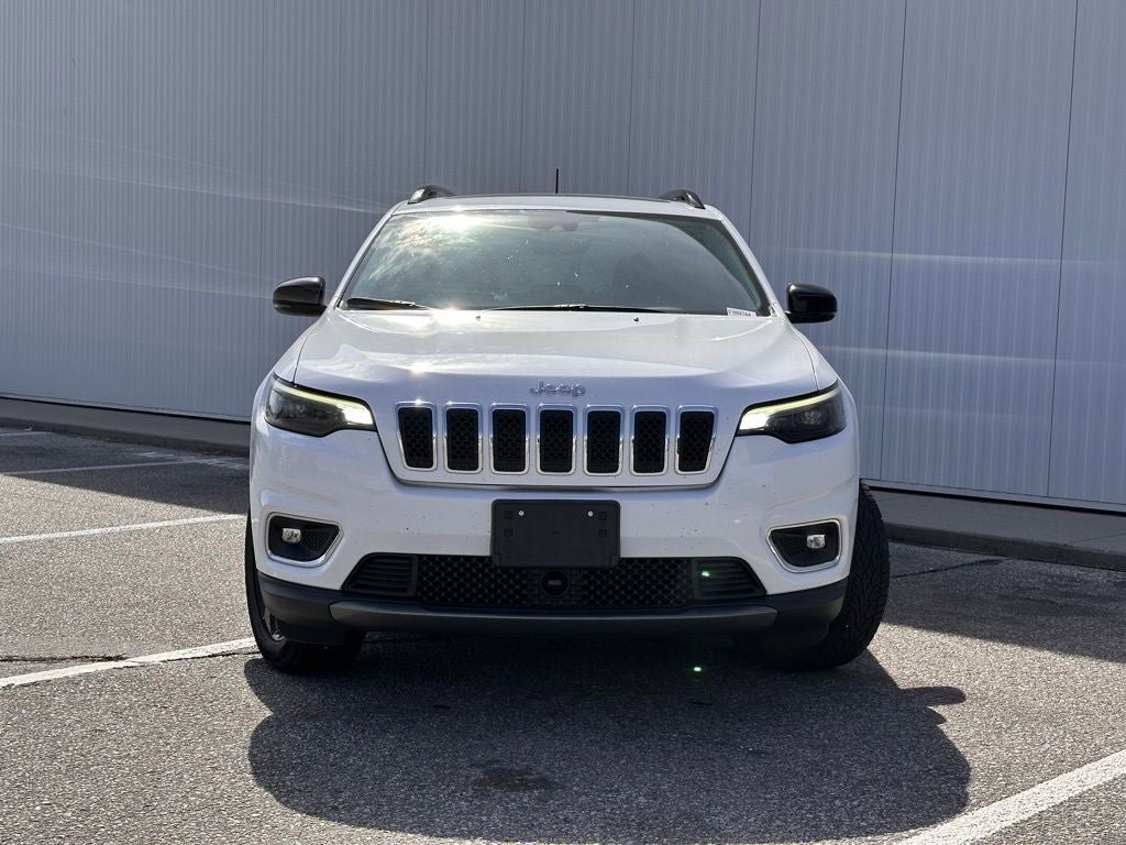 Used 2022 Jeep Cherokee Limited w/ Mopar Interior Package AWD/4WD image 9