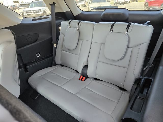 Certified 2025 Ford Explorer Active w/ Active Comfort Package RWD image 12