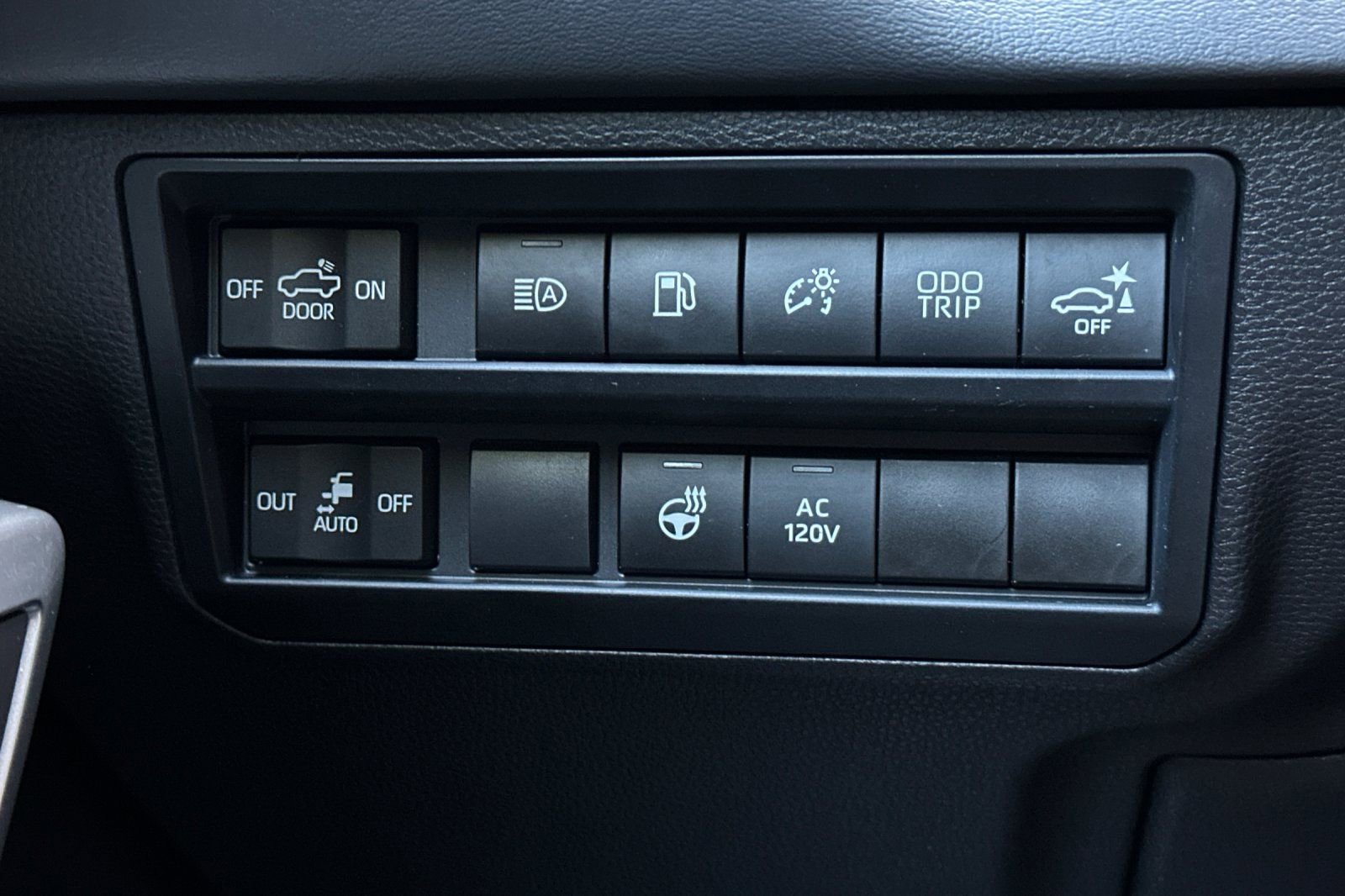 Used 2023 Toyota Tundra Platinum AWD/4WD image 40