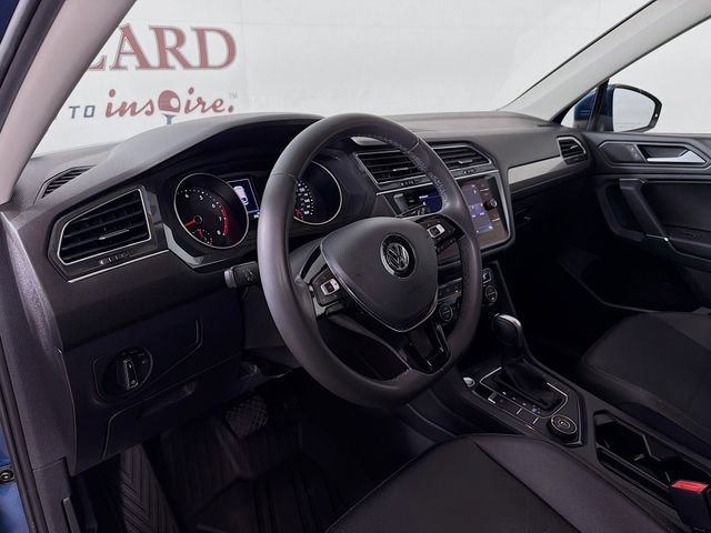 Used 2020 Volkswagen Tiguan SE AWD/4WD image 11