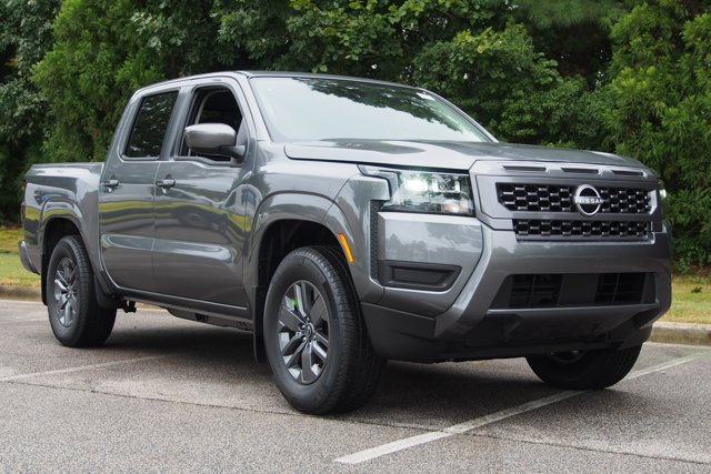 Used 2026 Nissan Frontier SV RWD image 1