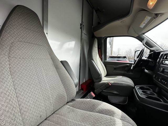 Used 2022 Chevrolet Express 3500 w/ Power Convenience Package image 33