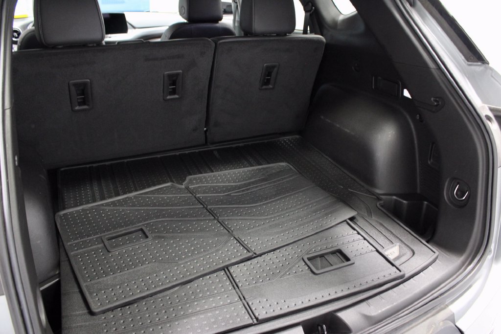 Used 2024 Chevrolet Blazer LT w/ LPO, Floor Liner Package FWD image 15