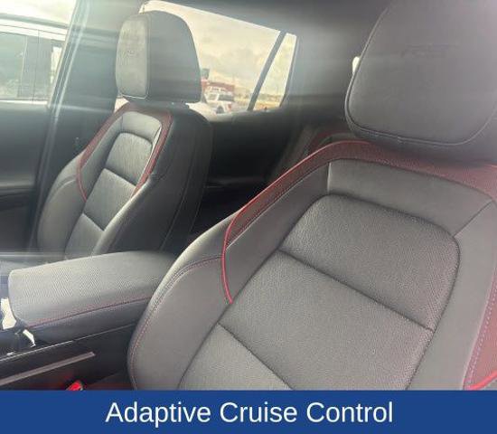 Used 2025 Chevrolet Equinox RS image 3