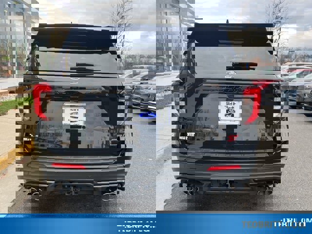 Certified 2022 Ford Explorer ST w/ Equipment Group 401A image 7