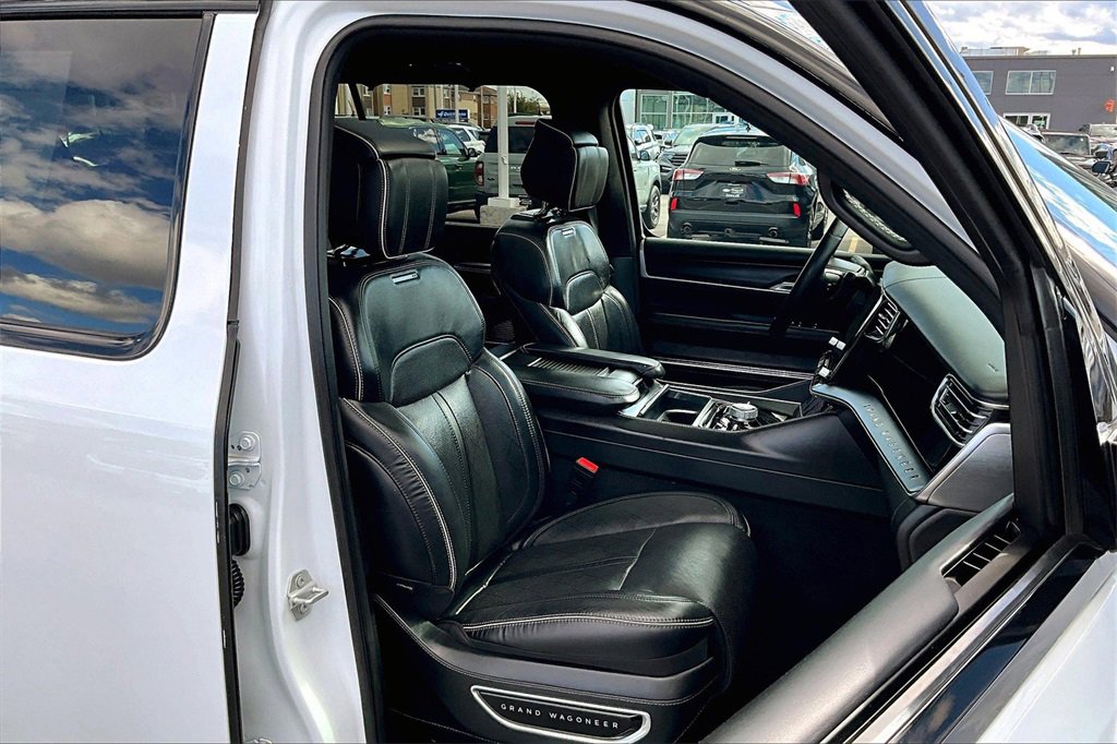 Used 2024 Jeep Grand Wagoneer L Series II w/ Quick Order Packagew 28T image 7