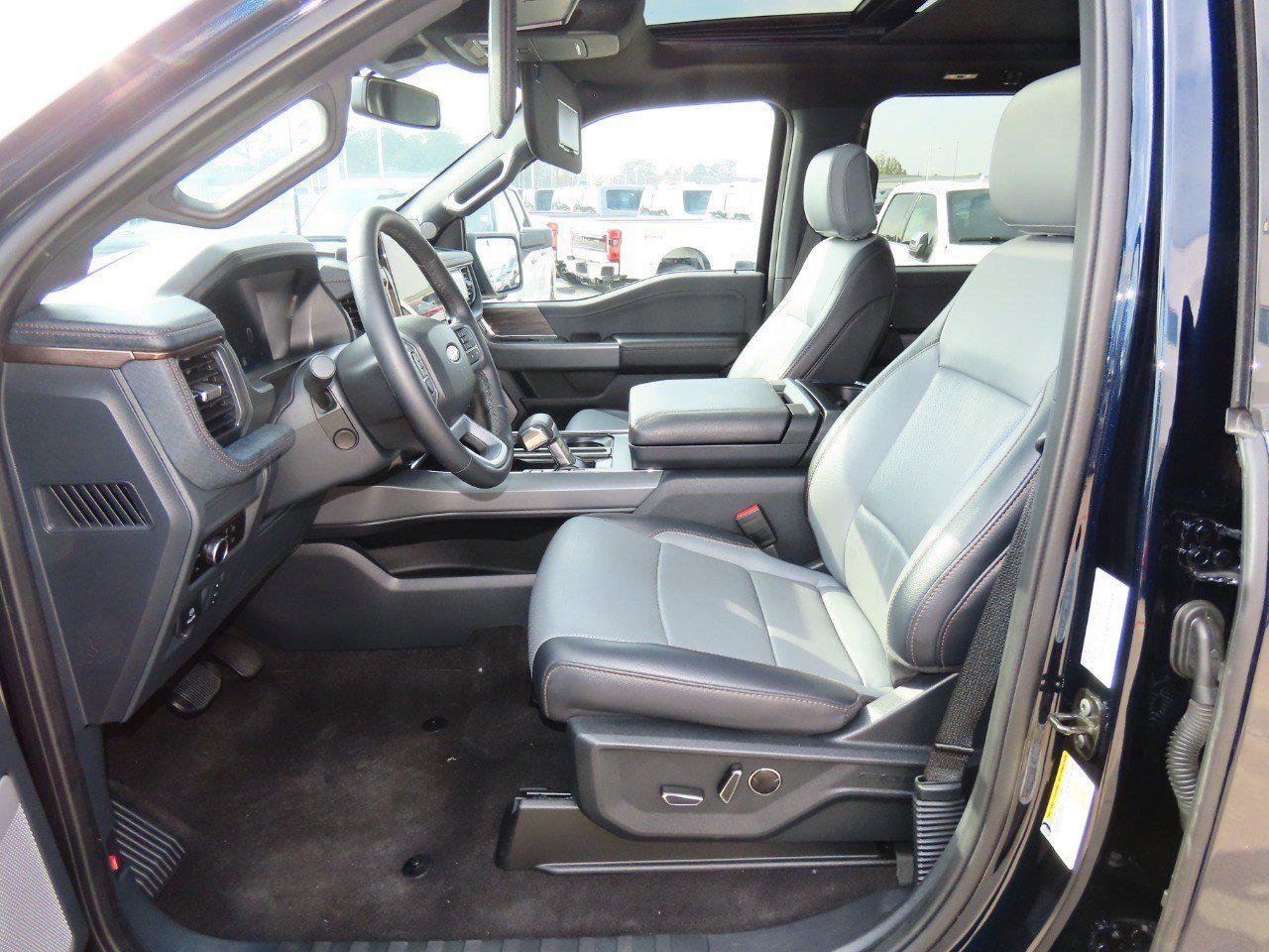 Certified 2025 Ford F150 Lightning Lariat image 28