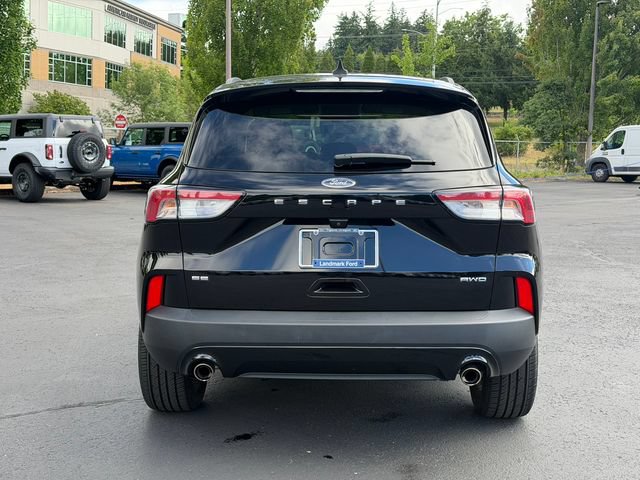 Certified 2022 Ford Escape SE w/ SE Sport Appearance Package AWD/4WD image 5
