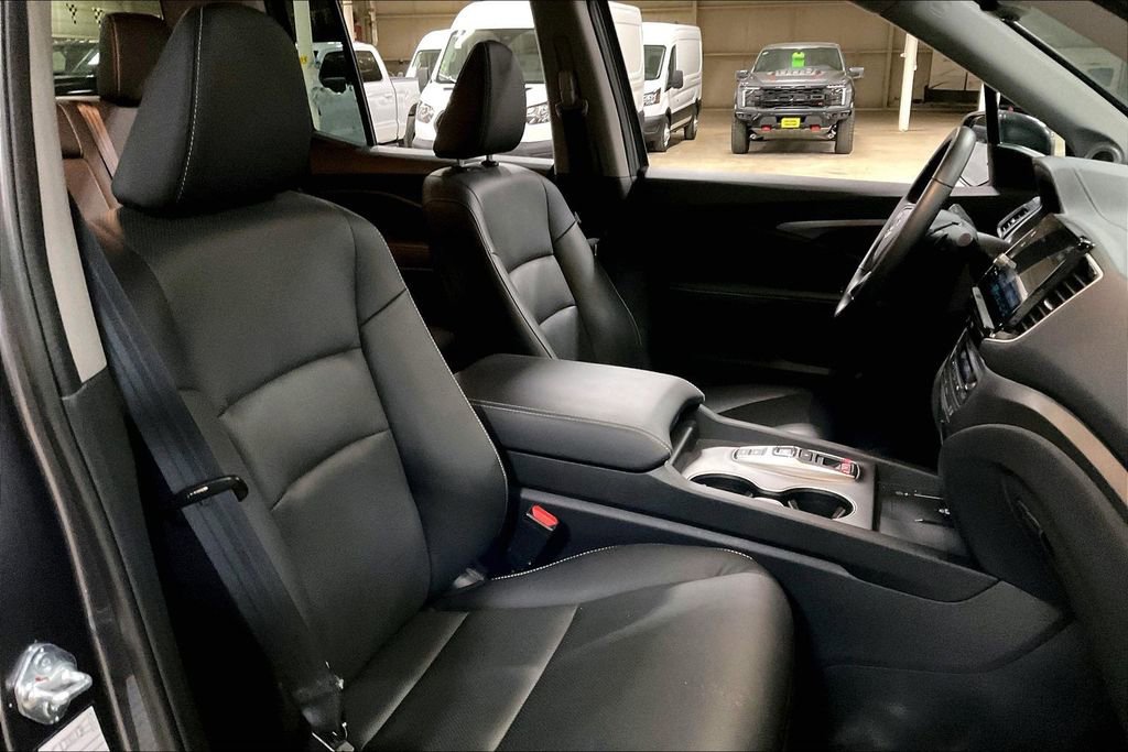 Used 2025 Honda Ridgeline RTL image 7