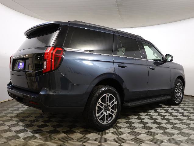 Certified 2025 Ford Expedition Active image 4