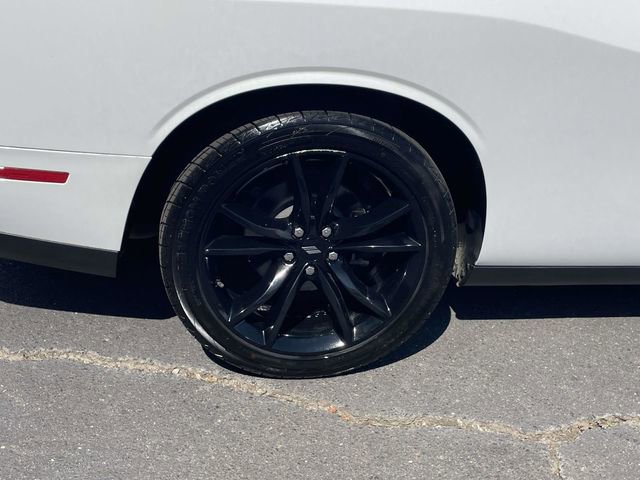 Used 2018 Dodge Challenger SXT Plus RWD image 29