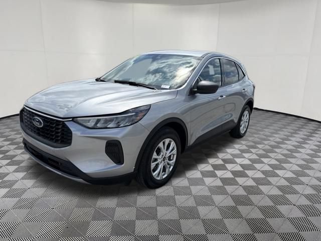Certified 2024 Ford Escape Active w/ Cold Weather Package FWD image 12