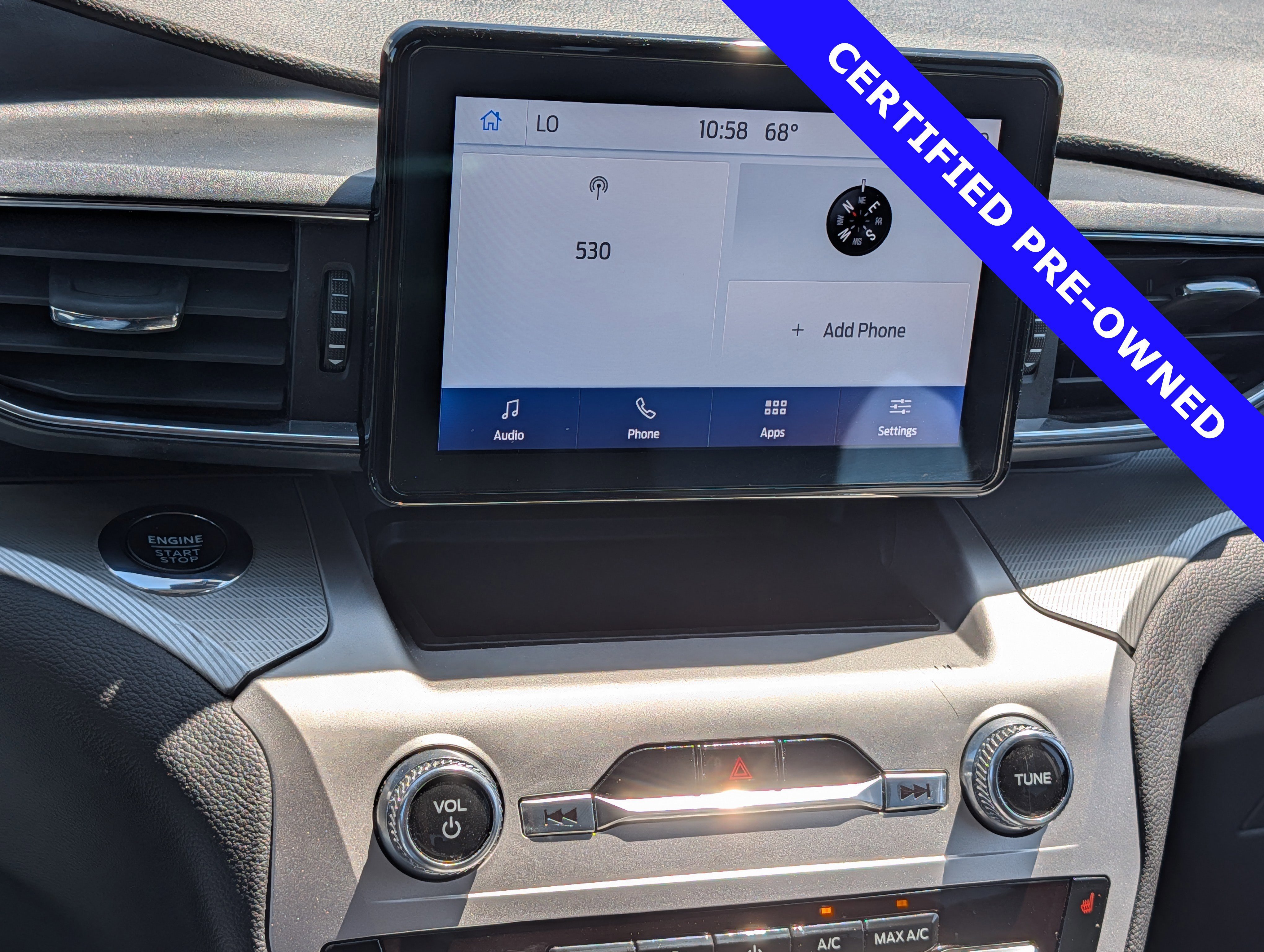 Certified 2022 Ford Explorer XLT w/ Equipment Group 202A AWD/4WD image 30