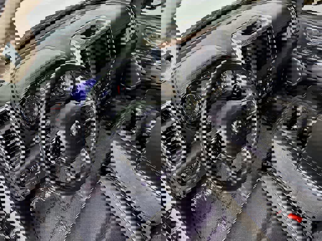 Used 2020 RAM 1500 Laramie w/ Off Road Group image 9