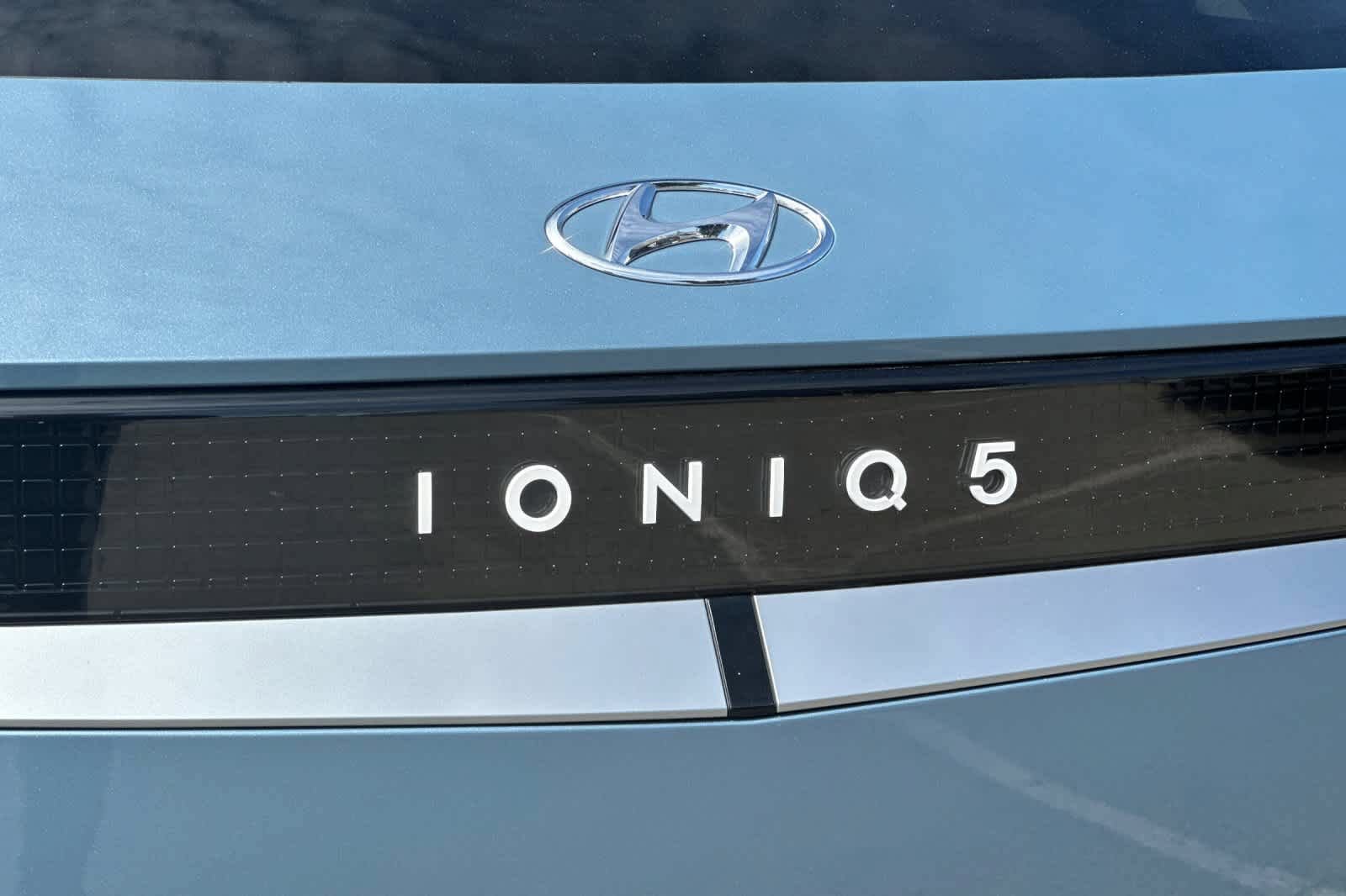 Used 2024 Hyundai Ioniq 5 SE RWD image 29