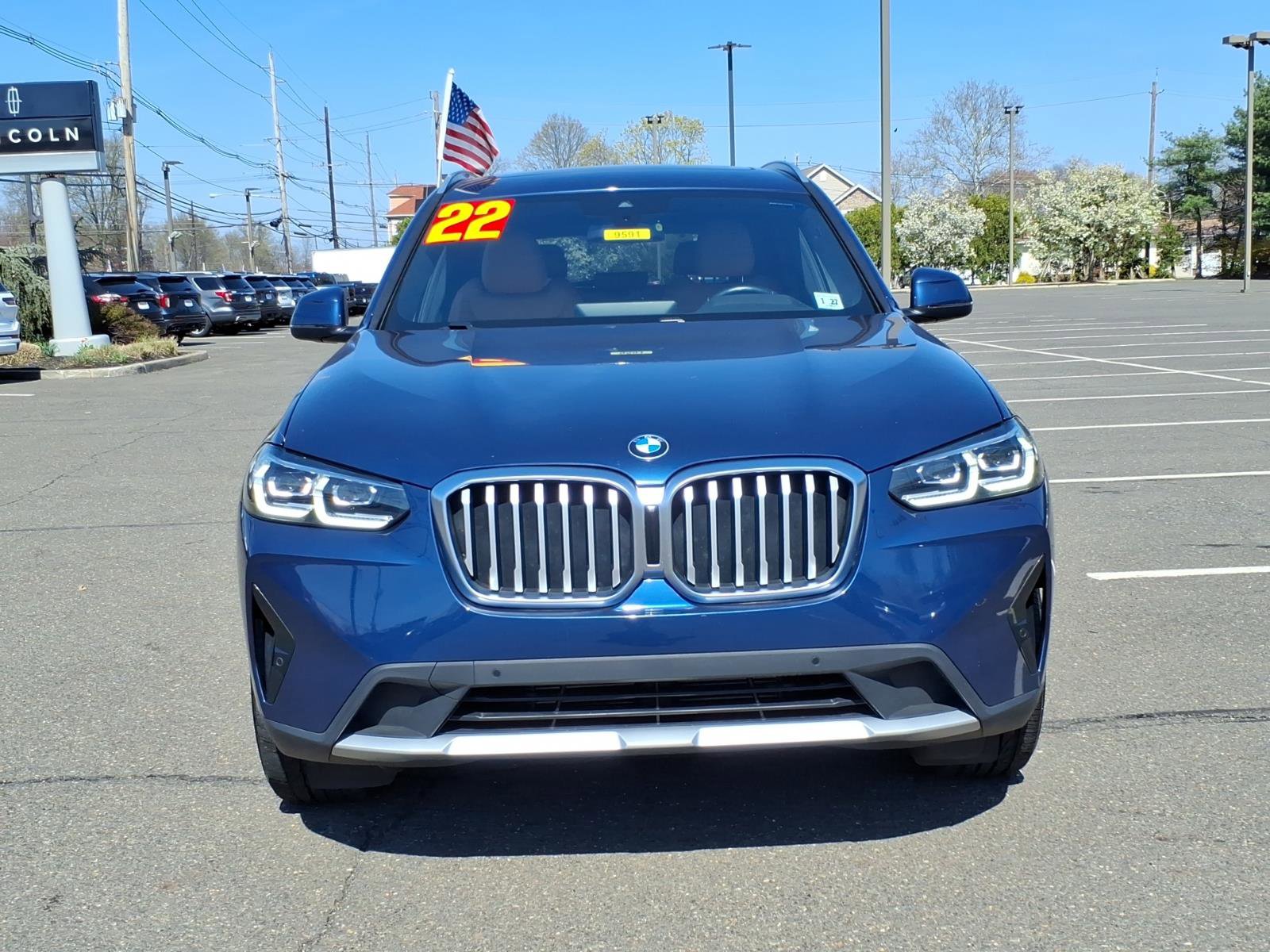 Used 2022 BMW X3 xDrive30i w/ Premium Package 2 AWD/4WD image 2