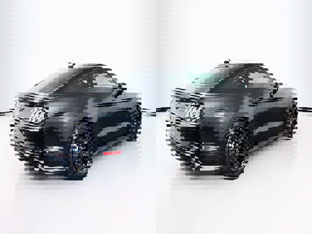 Certified 2022 Ford Mustang Coupe w/ Black Accent Package image 5