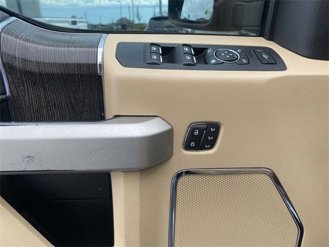 Certified 2021 Ford F250 Lariat w/ Chrome Package AWD/4WD image 17