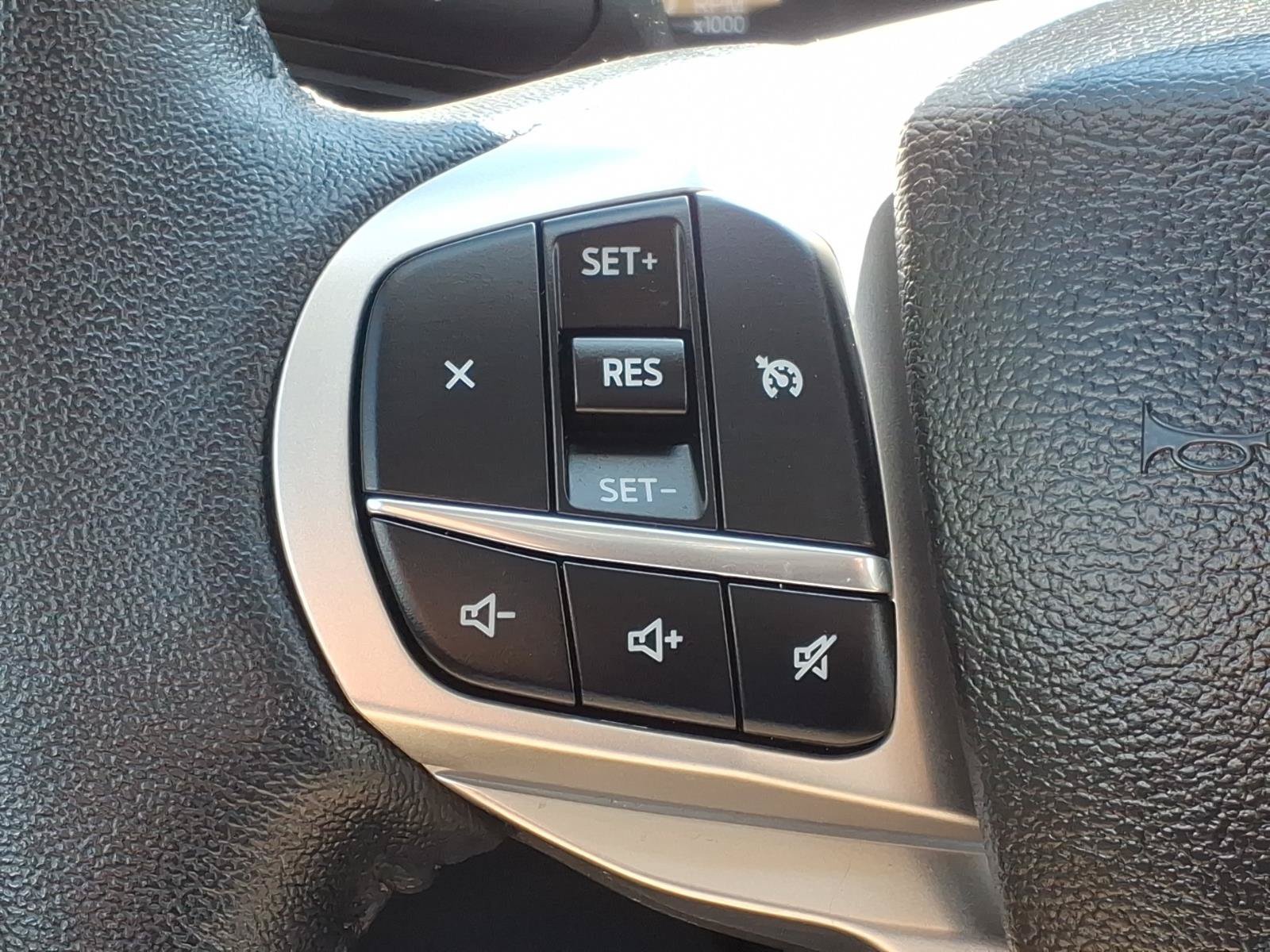 Certified 2024 Ford Explorer XLT AWD/4WD image 13