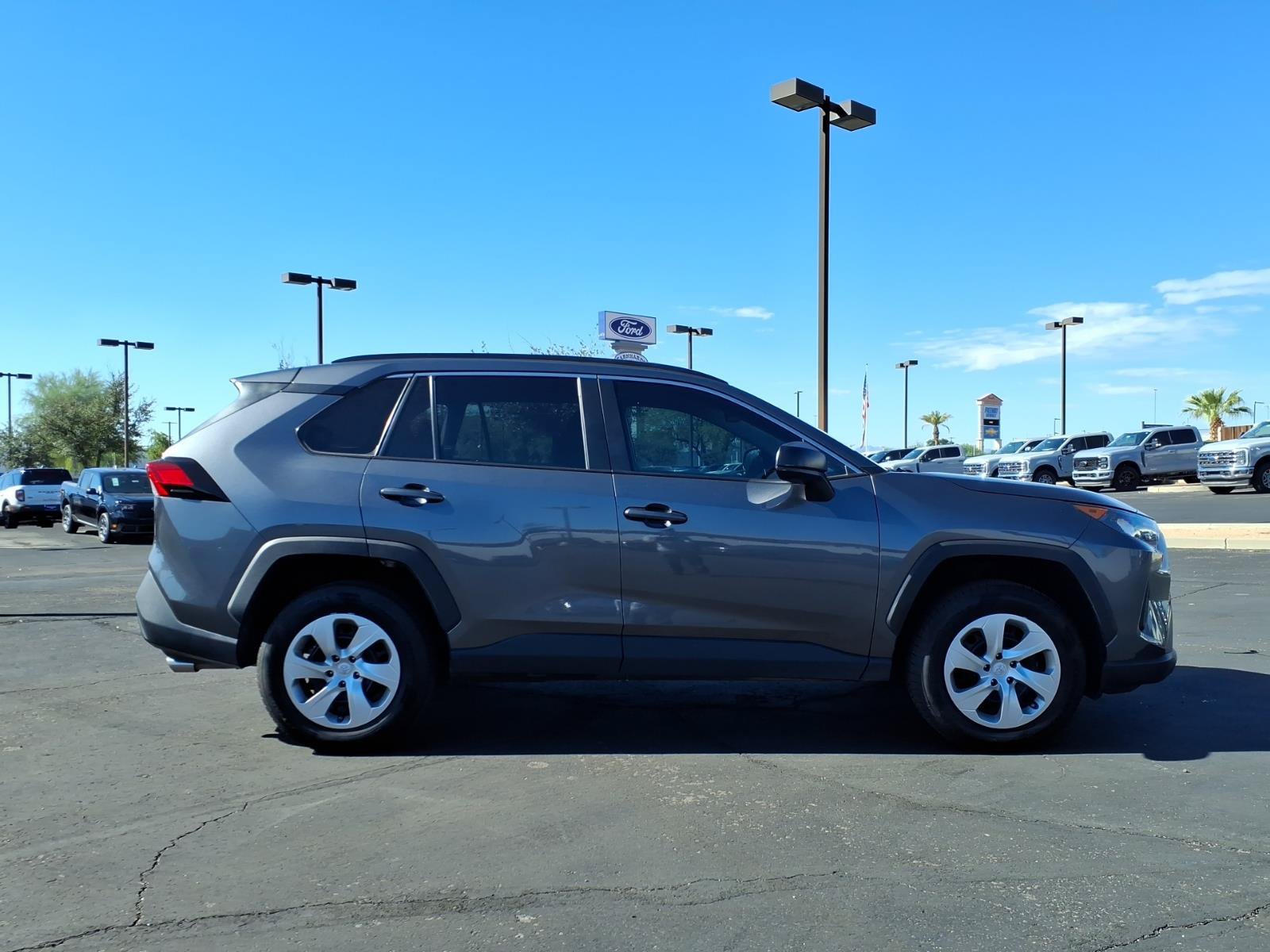 Used 2021 Toyota RAV4 LE w/ Carpet Mat Package (TMS) FWD image 6