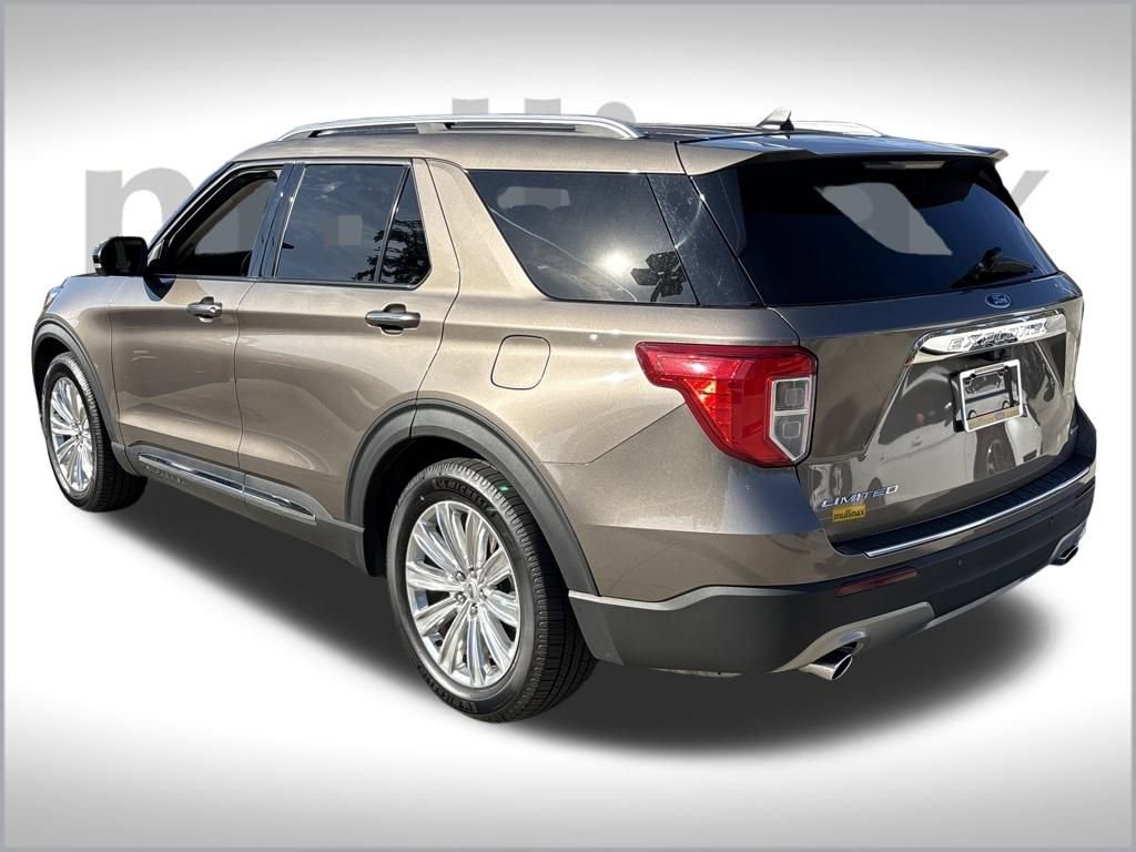 Certified 2021 Ford Explorer Limited w/ Hybrid Equipment Group 310A image 9