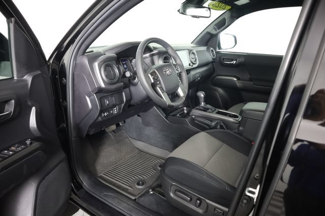 Used 2023 Toyota Tacoma TRD Off-Road AWD/4WD image 36