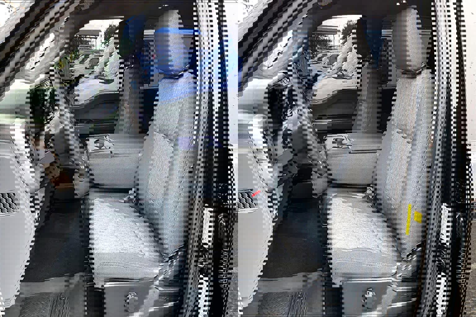 Certified 2024 Ford F250 XL w/ STX Appearance Package image 8