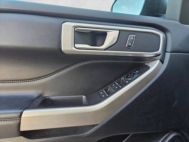 Certified 2023 Ford Explorer XLT RWD image 22