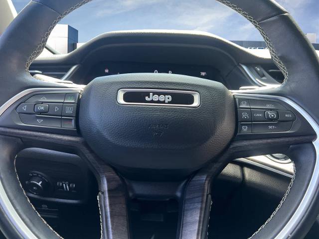 Used 2022 Jeep Grand Cherokee L Limited RWD image 15