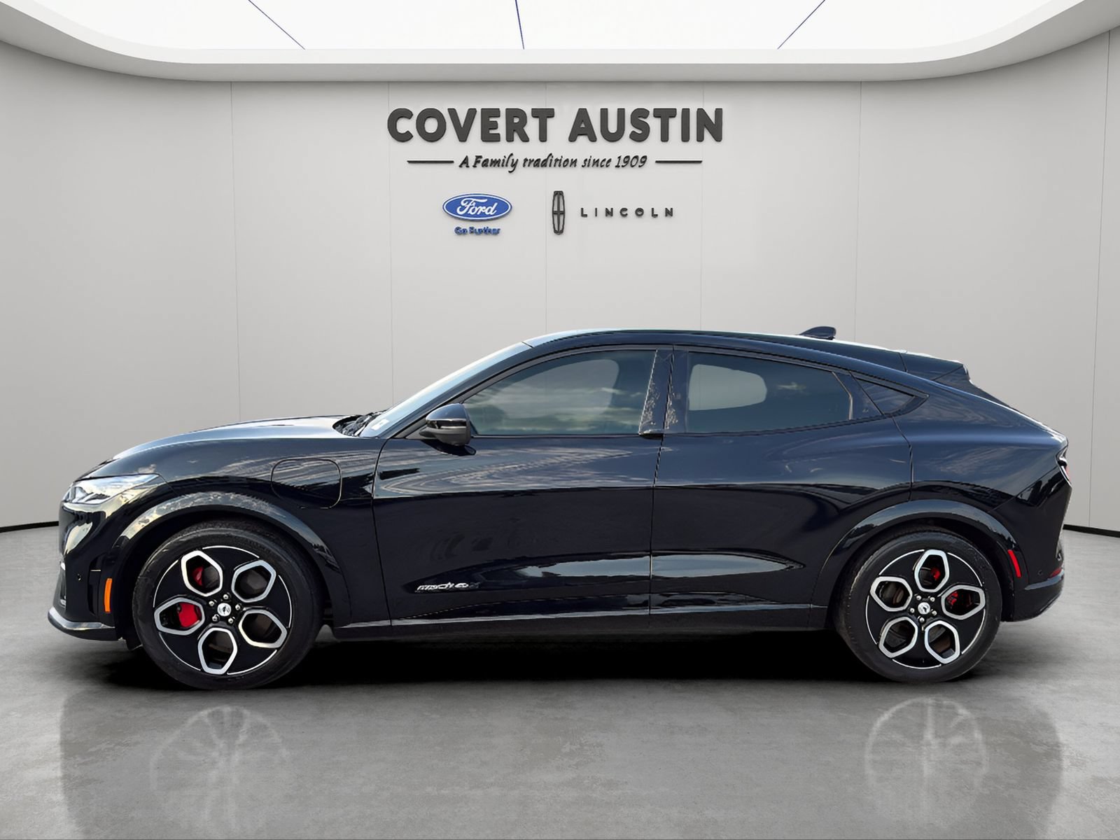Certified 2023 Ford Mustang Mach-E GT AWD/4WD image 2