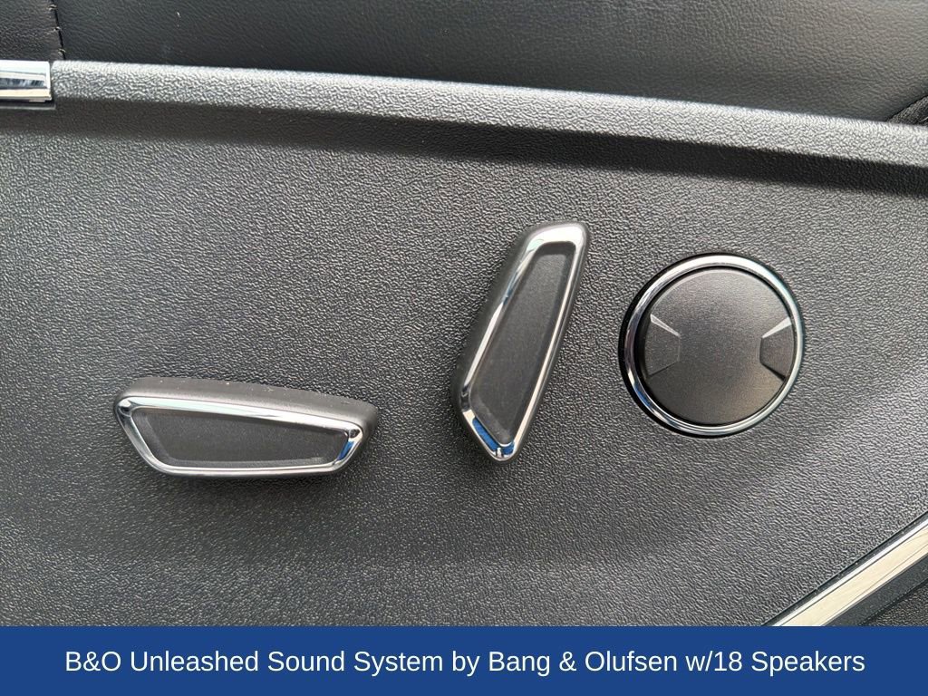 Certified 2022 Ford F150 Platinum w/ Equipment Group 701A High image 12