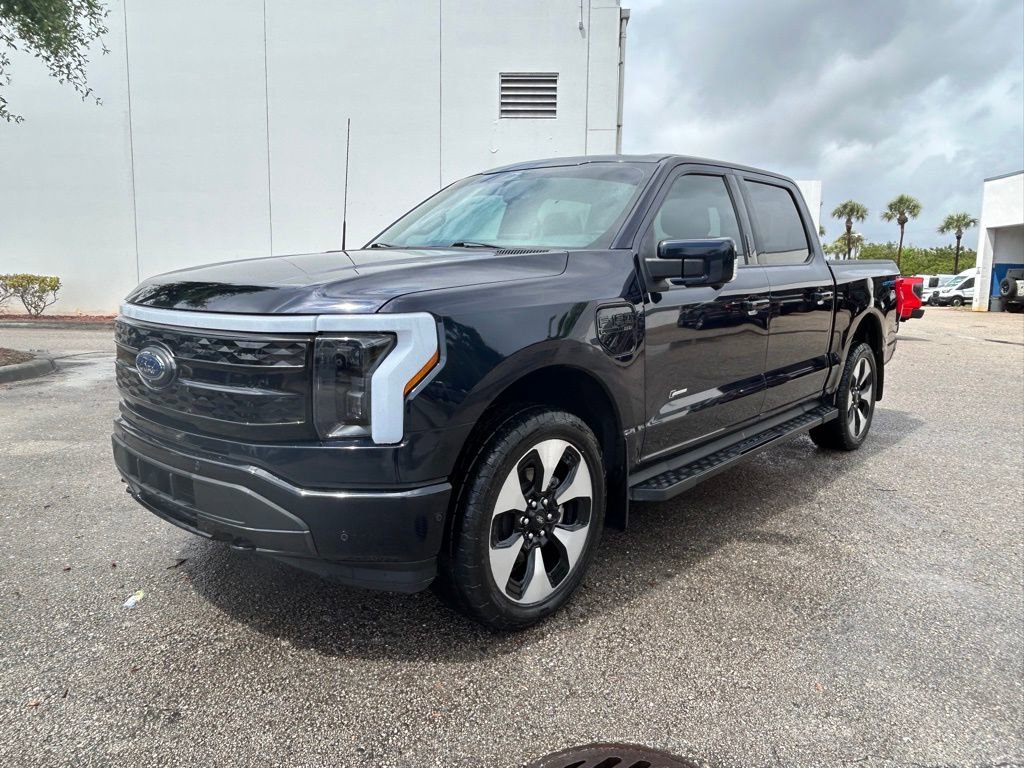 Certified 2023 Ford F150 Lightning Platinum image 1