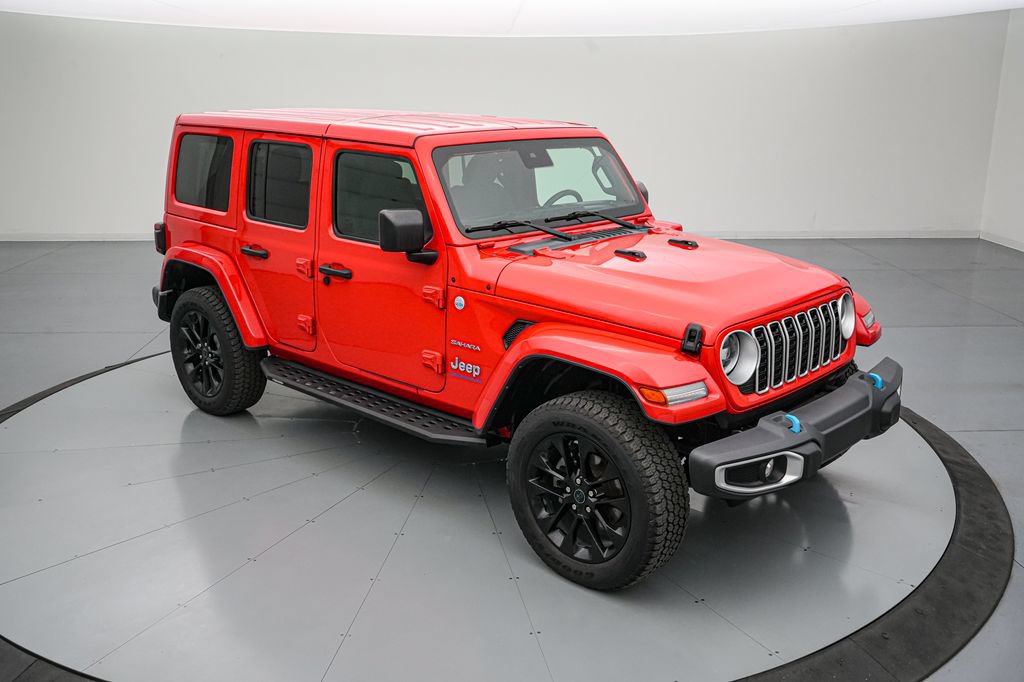 Used 2024 Jeep Wrangler Unlimited Sahara AWD/4WD image 2
