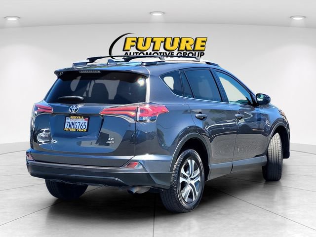 Used 2017 Toyota RAV4 LE w/ Carpet Mat Package AWD/4WD image 4