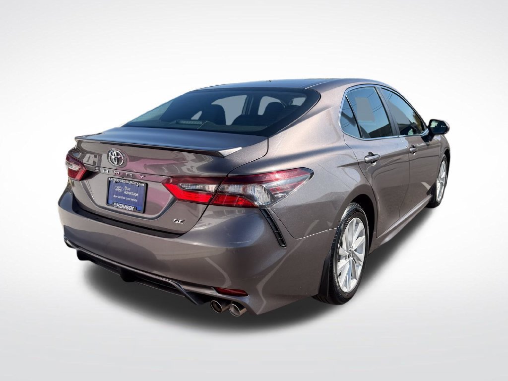 Used 2024 Toyota Camry SE FWD image 10