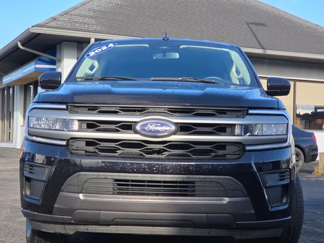 Certified 2024 Ford Expedition Max XLT image 9