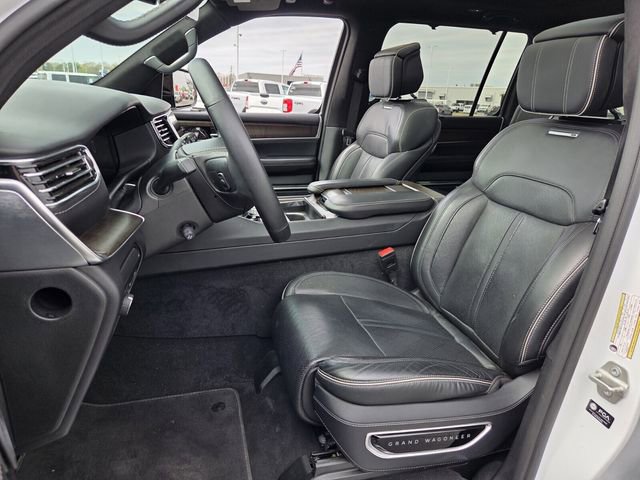 Used 2023 Jeep Grand Wagoneer L Series II image 9